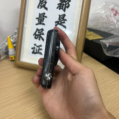 Sony Cyber-shot DSC-WX80 Image