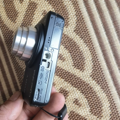 Sony Cyber-shot DSC-WX80 Image