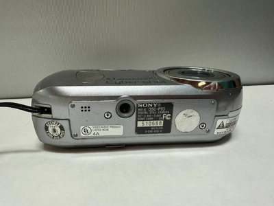 Sony Cyber-shot DSC-P93 Image