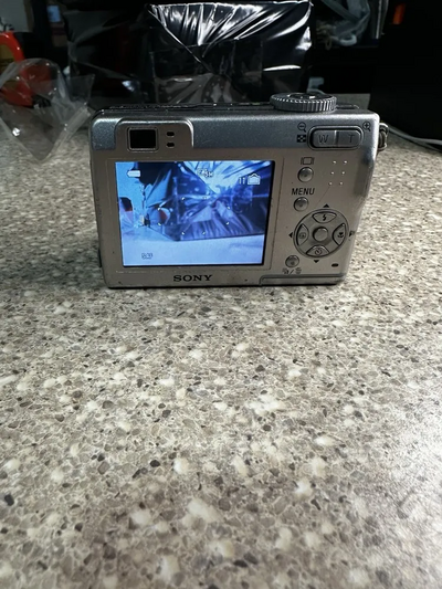 Sony Cyber-Shot DSC W5 5.1 Image