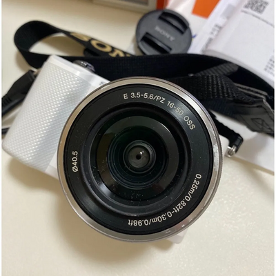 Sony Alpha 5000 Image