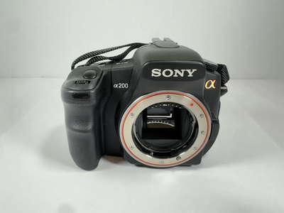 Sony Alpha 200 Image