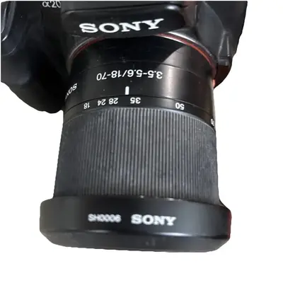 Sony Alpha 200 Image
