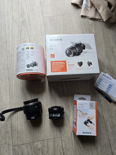 Sony QX1L Image