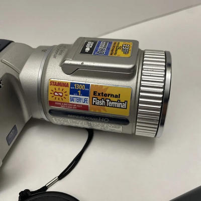 Sony DSC-F707 Image