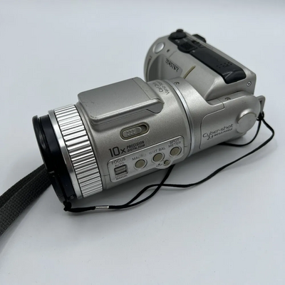 Sony DSC-F707 Image