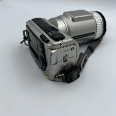 Sony DSC-F707 Image
