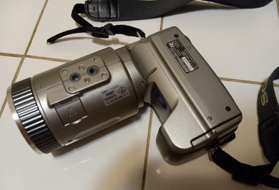 Sony DSC-F707 Image