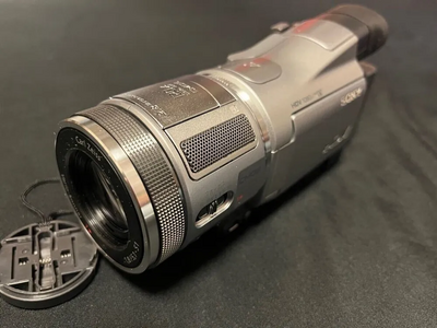 Sony DT 18-55mm f/3.5-5.6 SAM Image