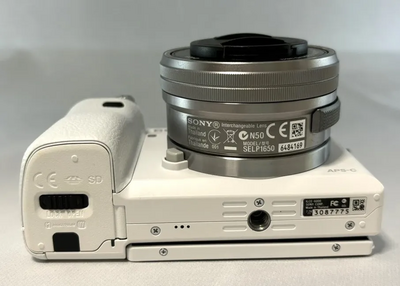 Sony Alpha a6000 Image
