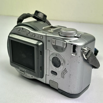 Sony CD200 Image