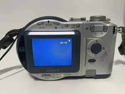 Sony CD200 Image