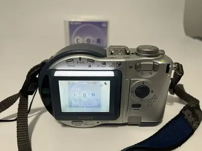 Sony CD200 Image