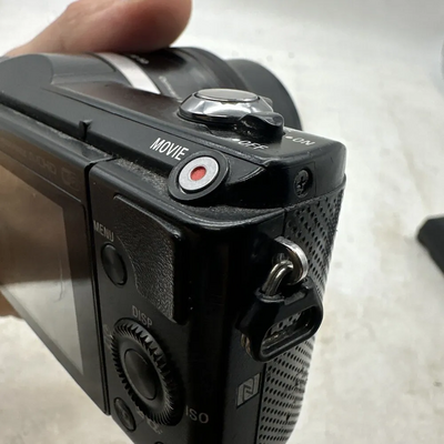 Sony Alpha a5000 Image