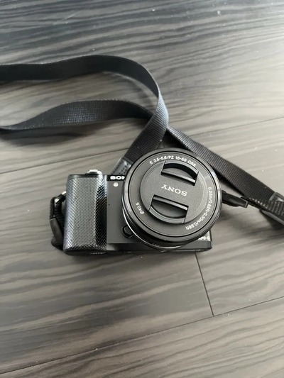 Sony Alpha a5000 Image