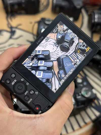 Sony HX90 BK Image