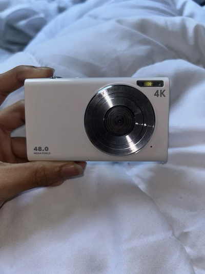 Unbranded Digital Image