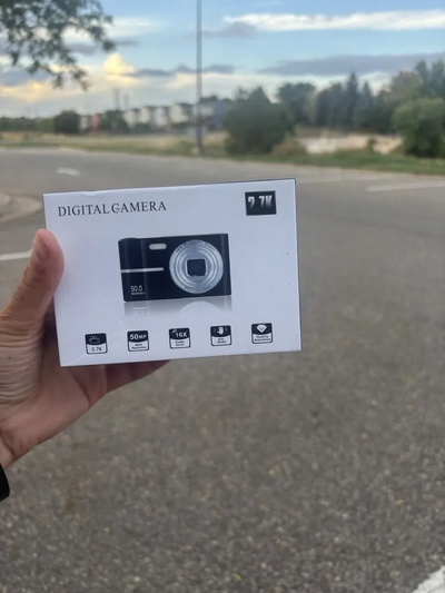 Unbranded Pocket Digital Image