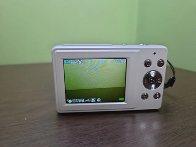 Vivitar S124 Image
