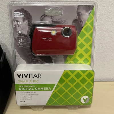 Vivitar F128 Image