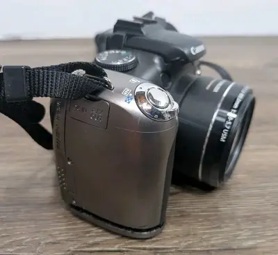 Zoom Canon PowerShot SX20 IS Image