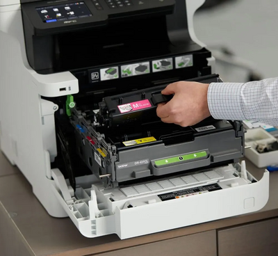 Brother MFCL8900CDW Image