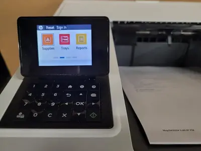Hewlett-Packard M609Dn Image