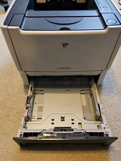 HP LaserJet P2015dn Image