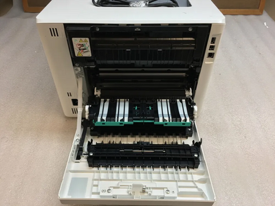 HP E45028 Image