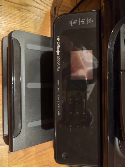 HP OfficeJet 6500A Plus E710n Image