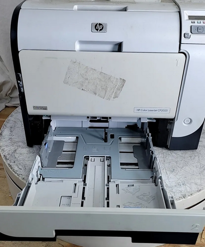 HP LaserJet CP2025dn Image