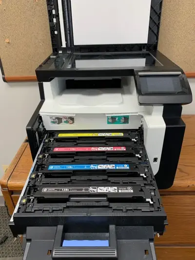 HP LaserJet Pro CM1415FNW Image