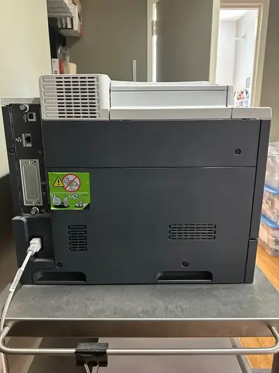 HP LaserJet CP4025N Image