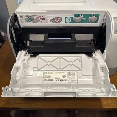 HP Laserjet cp1215 Image