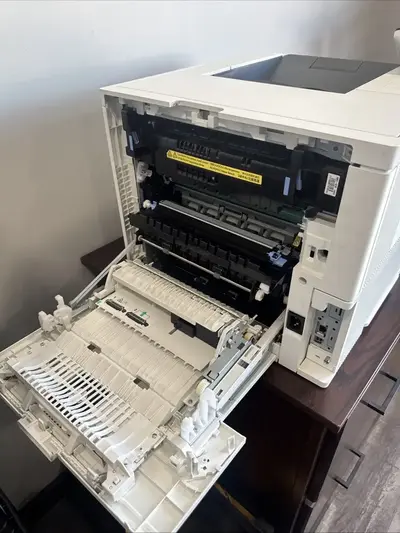 HP Laserjet enterprise m610dn Image