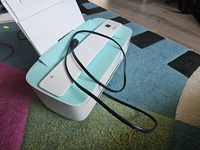 HP Deskjet 3755 all-in-one printer Image