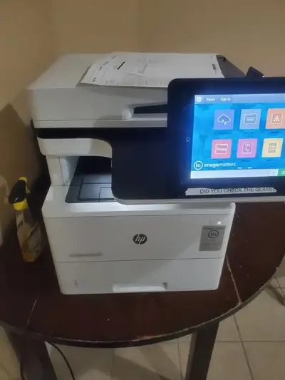 HP LaserJet Managed MFP E52645dn Image
