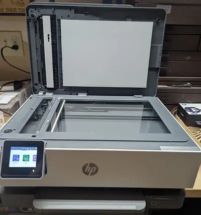 HP Officejet pro 8025e Image