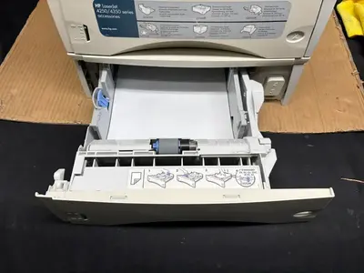 HP LaserJet 4350tn Image