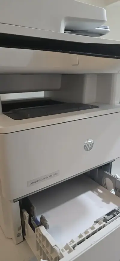 HP LaserJet Enterprise M528dn Image