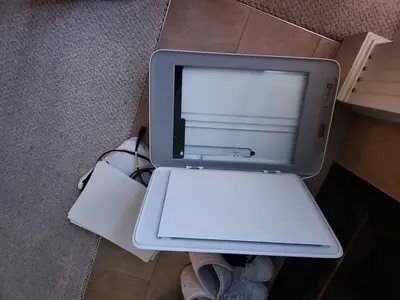 HP DeskJet 2742e Image