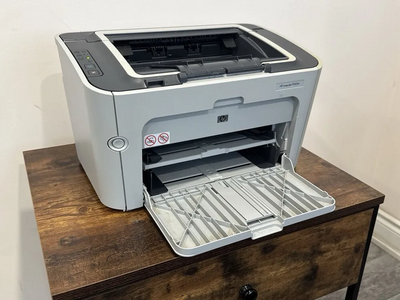 HP LaserJet P1505N Image