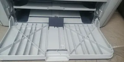 HP LaserJet P1505N Image