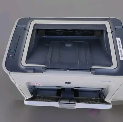 HP LaserJet P1505N Image