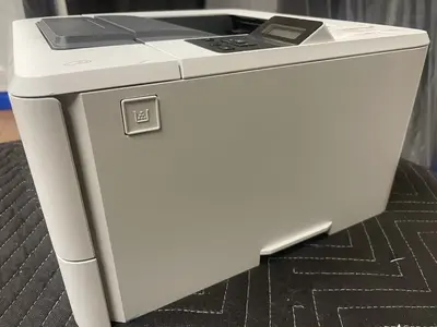HP M452dn Image
