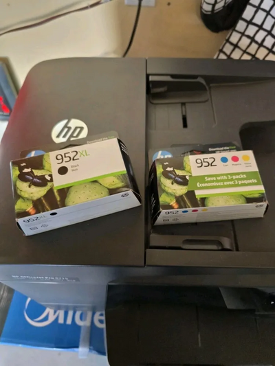 HP 8715 Image