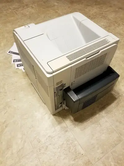 HP LaserJet P4014DN Image