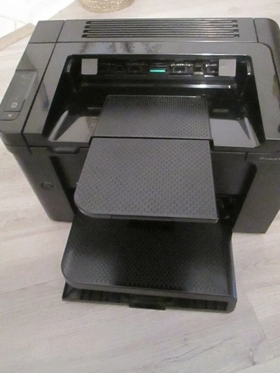 HP Laserjet pro p1606dn Image