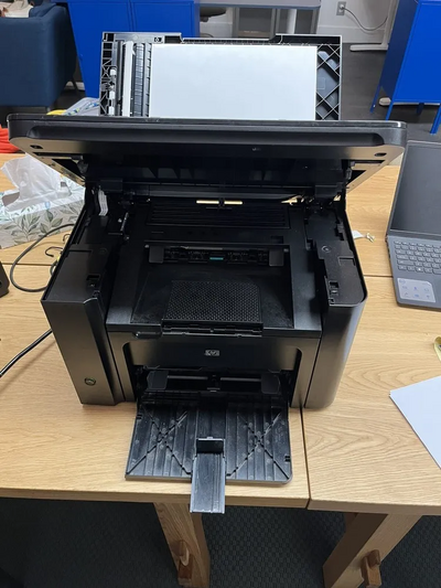 HP LaserJet Pro M1536DNF Image