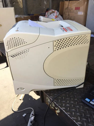 HP Laserjet 4240n Image